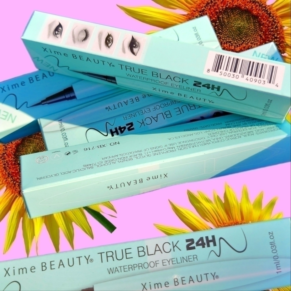 𝅺24-hour Liquid eyeliner